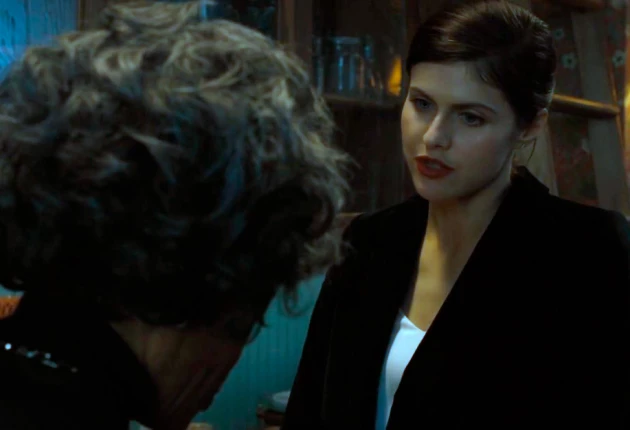 Картинка из 2 сезона сериала Мэйфейрские ведьмы